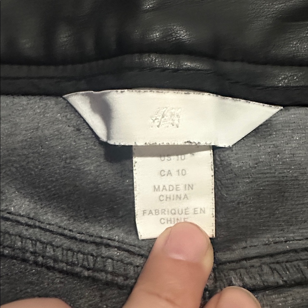 H&M Black Faux Leather Trousers - Picture 5 of 5